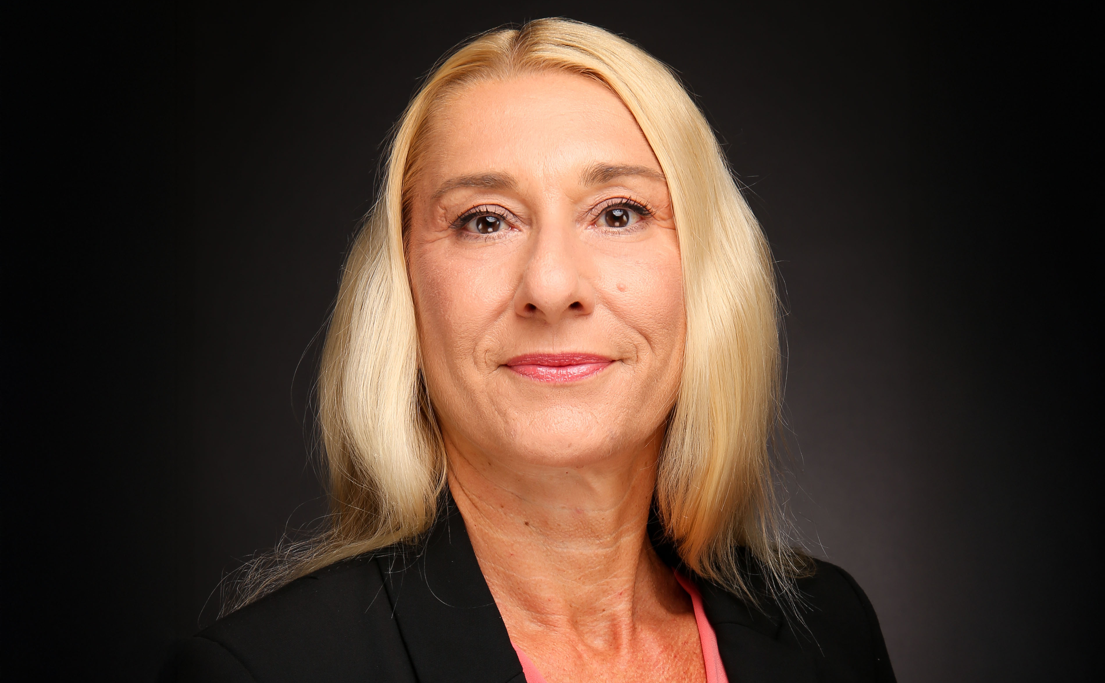 Nicole, Director Business Line, Norderstedt