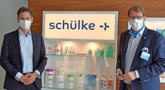 Bundestagsabgeordnete Gero Storjohann besucht schülke