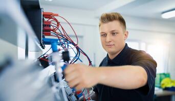 Auszubildende, duale Studenten & Praktikanten