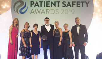 National award for drive to reduce joint replacement surgery infections